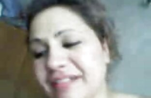 sexo xxx Adolescente stranded en cerdas xxxx la bosque