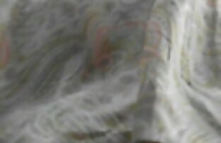 sexo xxx Caliente dama masturbándose standing cerdas y petardas maduras