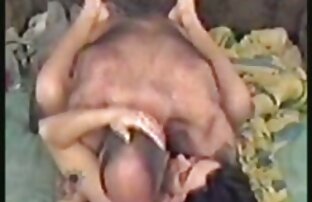 sexo xxx Sexy morena monta una gran polla dentro de cerdas videos hd su culo apretado